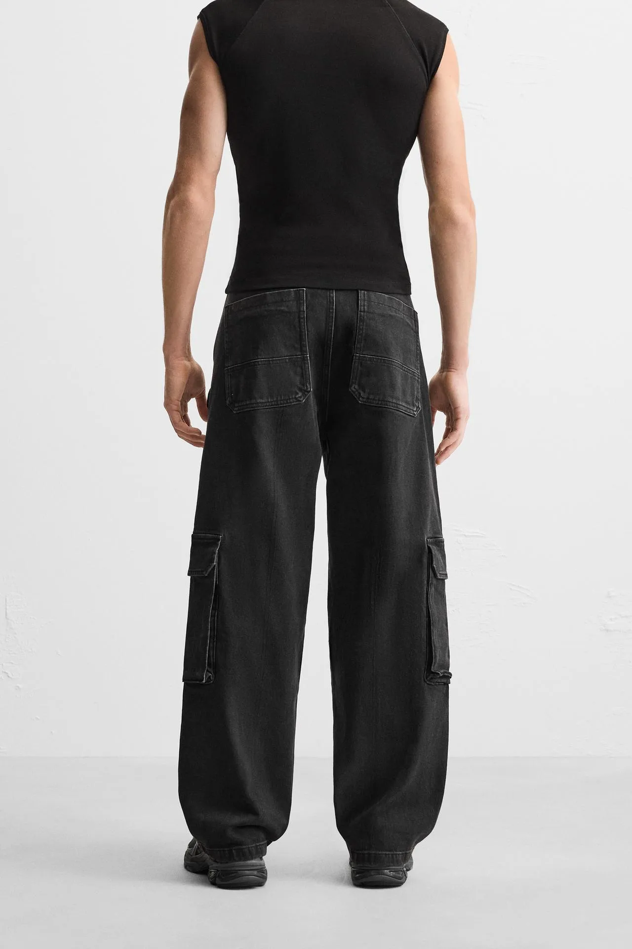 CARGO POCKET DENIM TROUSERS