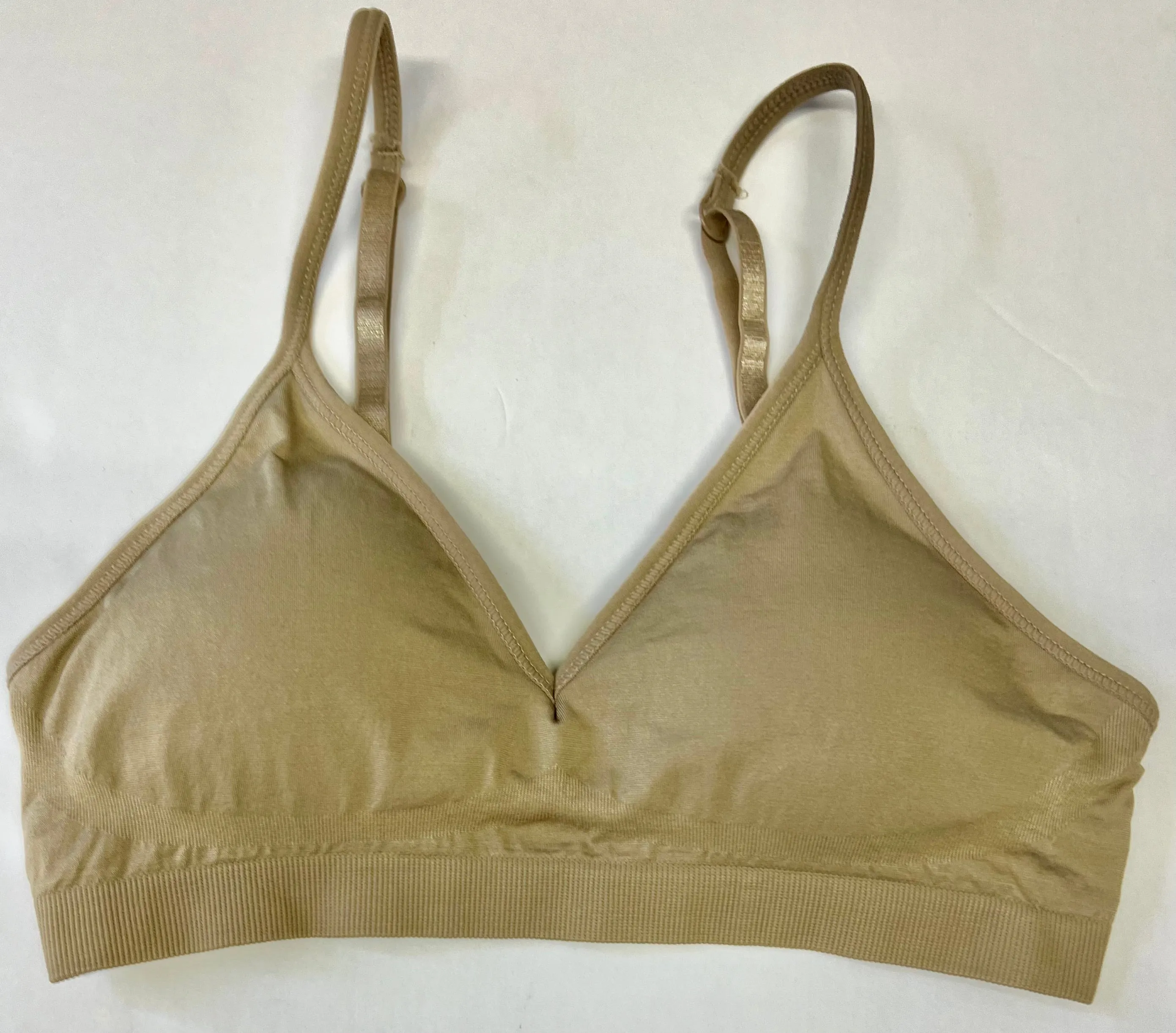 Fitted V-Front Adjustable / Convertible Straps Padded Bra