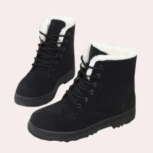 Stylish women's boots with an easy slip-on design
