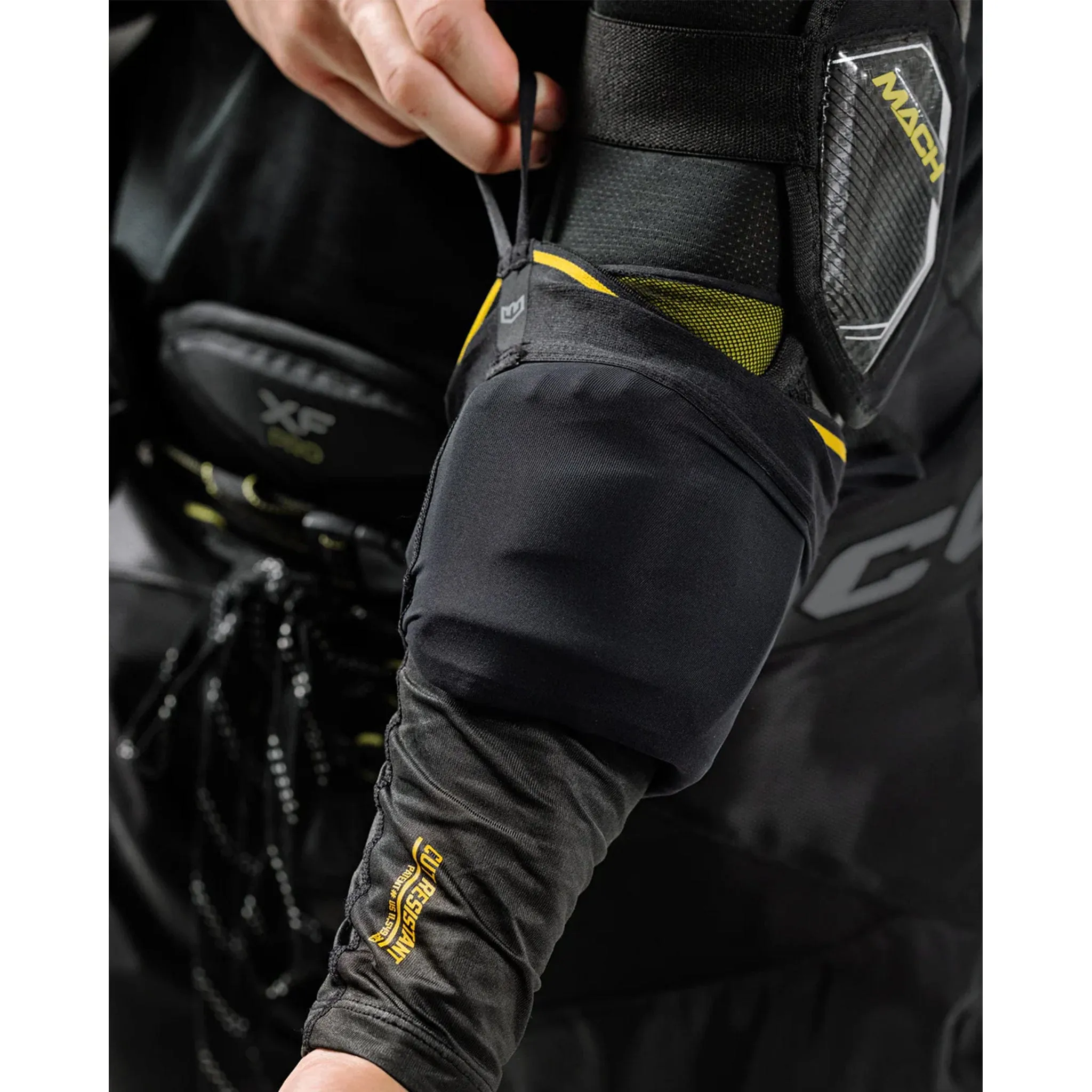 Warroad TILO Padloc Neck & Wrist Senior Neck Guard Shirt